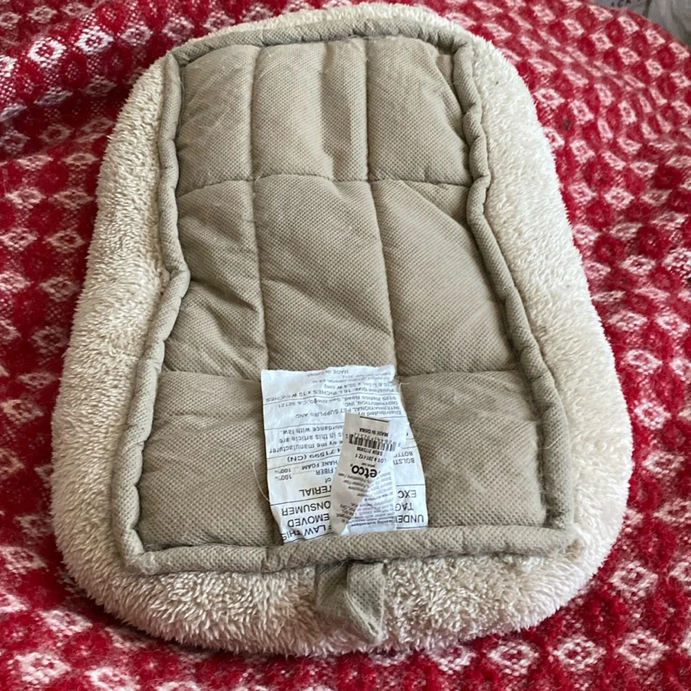 Petco Small Pet Faux Fur Bed